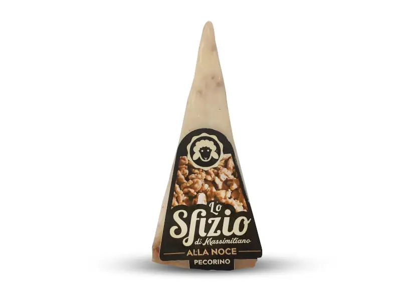 Ovčí sýr Pecorino s vlašskými ořechy 70g